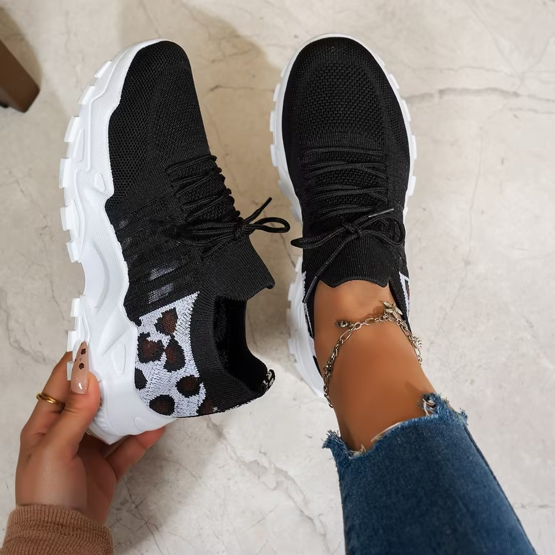 Moderigtige dametøjsneakers til hverdagen