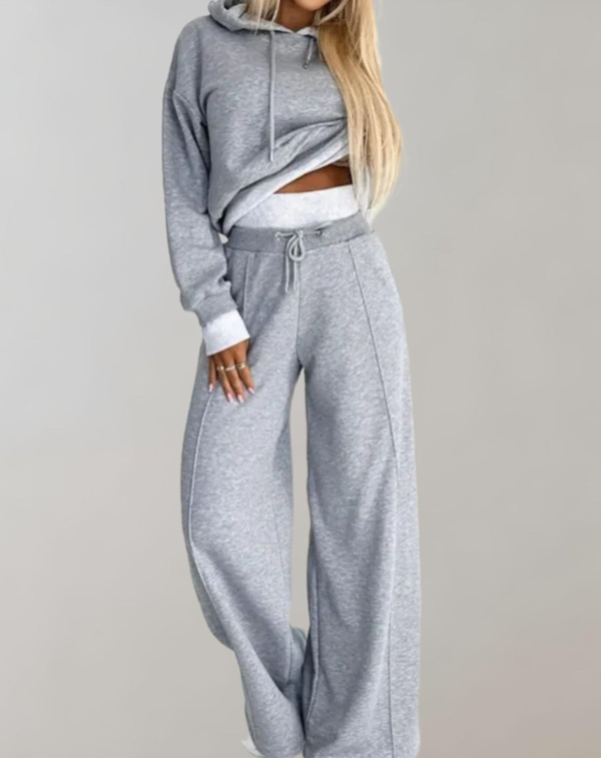 Hyggesæt Dame Kort Hoodie og Brede Joggingbukser med Snøretræk